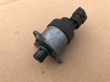 SENZOR VENTIL PUMPY VSTŘIKOVAČE VOLVO S40 V40 1.9 D
