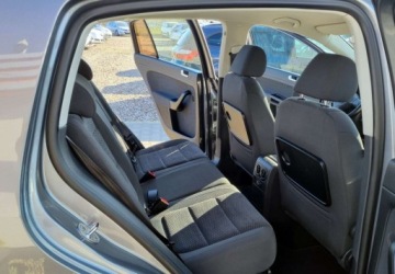 Volkswagen Golf Plus II 1.6 TDI-CR DPF BlueMotion 105KM 2011 Volkswagen Golf Plus 1,6 TDI 105km Klima 1.6 Diesel 105KM, zdjęcie 5