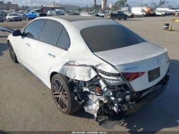 Mercedes Klasa C W206 2024 Mercedes-Benz Klasa C 43 AMG 4Matic 2024 2.0 Benzyna 402KM, zdjęcie 3