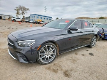 Mercedes Klasa E W213 2021 Mercedes-Benz Klasa E 2021 MERCEDES-BENZ E 450 4MATIC 3.0 Benzyna 362KM, zdjęcie 1
