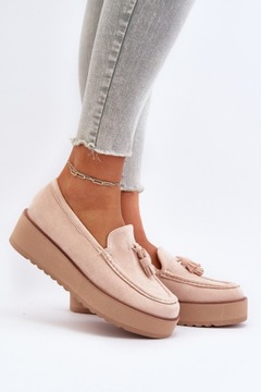 MOKASYNY DAMSKIE NA PLATFORMIE Z FRĘDZLAMI JASNOBEŻOWE 36