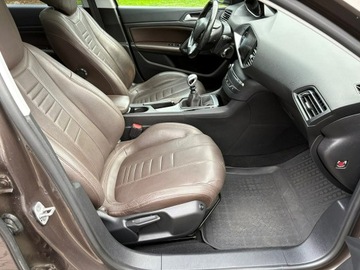 Peugeot 308 II 2014 Peugeot 308 SW 1.6 HDI 120 KM Skóry Panorama Hak, zdjęcie 16