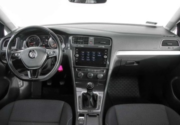 Volkswagen Golf VII Hatchback 3d Facelifting 1.0 TSI 115KM 2019 Volkswagen Golf 1.0 TSI 116KM Trendline Czujniki Przod Tyl Front Assist, zdjęcie 13