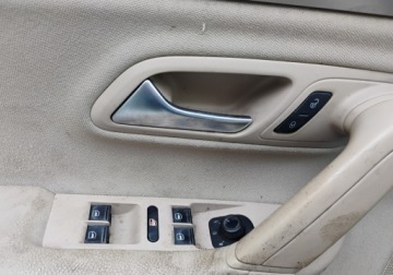 Volkswagen CC 2.0 TDI BlueMotion Technology 150KM 2016 Volkswagen CC 2016r, 2.0 TDI. Uszkodzony przod. 2.0 Diesel 150KM, zdjęcie 9