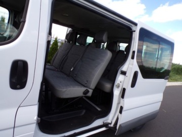 Renault Trafic II Furgon 2.0 dCi 115KM 2012 RENAULT TRAFIC LONG 9-OSOBOWY KLIMA ZAREJESTROWANY, zdjęcie 13