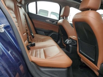 Alfa Romeo Giulia II 2018 Alfa Romeo Giulia 2018 Alfa Romeo Giulia Ti Sport RWD 2.0 Benzyna 280KM, zdjęcie 10