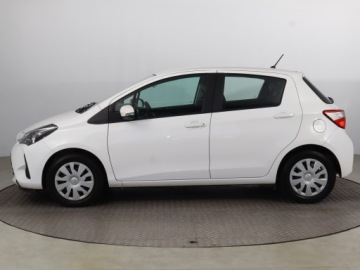 Toyota Yaris III Hatchback 5d Facelifting 2017 1.0 VVT-i 72KM 2019 Toyota Yaris 1.0 VVT-i, Klima, zdjęcie 2