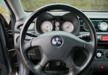 Mitsubishi Outlander I 2.0 i 16V 136KM 2003 Mitsubishi Outlander Mitsubishi Outlander 2.0 4WD Invite 2.0 BenzynaLPG, zdjęcie 26