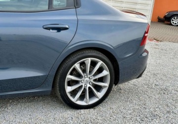 Volvo S60 III 2021 Volvo S60 Volvo S60 B5 B AWD Ultimate Dark 2.0 Benzyna 250KM, zdjęcie 25