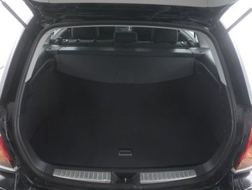 Toyota Avensis II Kombi 2.0 D-4D 116KM 2004 Toyota Avensis 2.0 D-4D, Klima, Klimatronic,ALU, zdjęcie 13