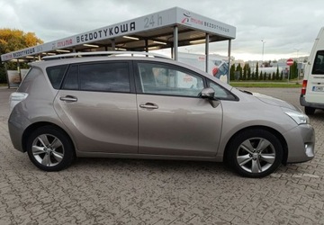 Toyota Verso Minivan Facelifting 1.6 D-4D 112KM 2014 Toyota Verso Toyota Verso 1.6 Diesel 112KM, zdjęcie 6