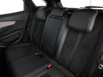 Peugeot 3008 II Crossover 2.0 BlueHDi 180KM 2018 Peugeot 3008 panorama, gt line, premium sound,, zdjęcie 16