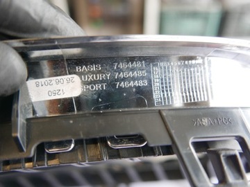 BMW F22 F23 MŘÍŽKA LEVÝ MASKA LEDVINA 7464481