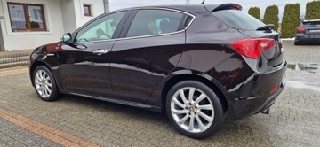 Alfa Romeo Giulietta Nuova II Hatchback 5d 1.4 TB 16v Mair 170KM 2013 Alfa Romeo Giulietta 1.4B 170KM, Automat, Bezwypadkowy. Super Stan, zdjęcie 5