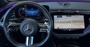 Mercedes Klasa E W214 Sedan 2.0 220d 197KM 2023 Mercedes-Benz Klasa E SalonPL 4Matic AMG Line Kamera 360 Hyperscreen Digit, zdjęcie 12