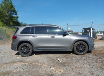 Mercedes GLB SUV 2.0 250 224KM 2023 Mercedes-Benz GLB 2023r., GLB 250, 2L, od ubezpieczalni 2.0 Benzyna 224KM, zdjęcie 3