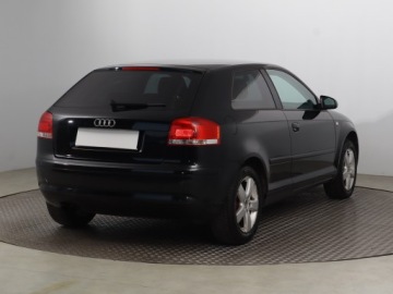Audi A3 8P Hatchback 3d 1.9 TDI 105KM 2008 Audi A3 1.9 TDI, Klima, Klimatronic, Tempomat,ALU, zdjęcie 4