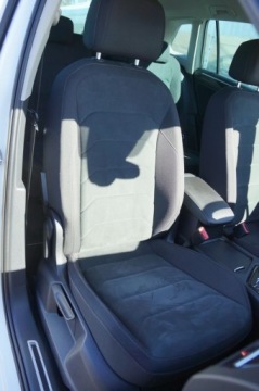 Volkswagen Tiguan II SUV 2.0 TDI 150KM 2018 Volkswagen Tiguan 2.0 TDI CR 150 KM, 4x4, DSG, Navi, Kamera, FV23, Salon P, zdjęcie 26