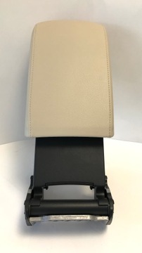 VW JETTA ПОДЛОКОТНИК 5C6864207B КОЖА