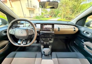 Citroen C4 Cactus Crossover 1.2 PureTech 82KM 2014 Citroen C4 Cactus Citroen C4 Cactus PureTech 82 StopampStart ETG Shine Edi, zdjęcie 18