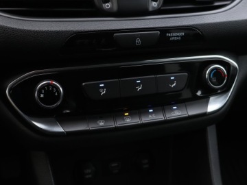 Hyundai i30 III Hatchback Facelifting 1.0 T-GDI 120KM 2022 Hyundai i30 1.0 T-GDI, Salon Polska, zdjęcie 15