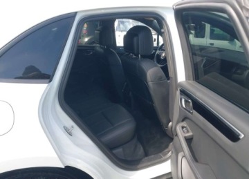 Porsche Macan SUV Facelifting II 2.0  265KM 2022 Porsche Macan 2022 PORSCHE MACAN, 2L, od ubezpieczalni 2.0 Benzyna 265KM, zdjęcie 7