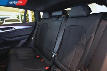 BMW X4 G02 SUV 20d 190KM 2021 BMW X4 xDrive20dRepair InclusiveAdaptacyjne Reflektory LEDFotele Sportowe, zdjęcie 16
