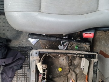 ОСНОВА СИДЕНЬЯ VW T5, СЛЕВА ПЕРЕДНЯЯ СТОРОНА ВОДИТЕЛЯ