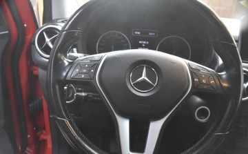 Mercedes Klasa B W246 Sports Tourer 180 CDI BlueEFFICIENCY 109KM 2012 Mercedes-Benz Klasa B Mercedes-Benz Klasa B 180 CDI BlueEFFICIENCY EDITION, zdjęcie 26