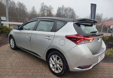 Toyota Auris II Hatchback 5d Facelifting 1.6 Valvematic 132KM 2015 Toyota Auris Super stan GWARANCJA 1.6 VALVEMATIC Premium Zobacz 1.6, zdjęcie 12