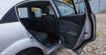 Kia Rio II Sedan 1.4 i 16V 97KM 2009 Kia Rio Kia Rio 1.4 Benzyna 97KM, zdjęcie 29