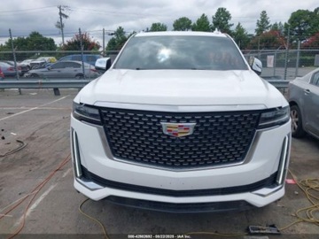 Cadillac Escalade III 2022 Cadillac Escalade Premium Luxury 2022 6.2l 6.2 Benzyna 420KM, zdjęcie 7