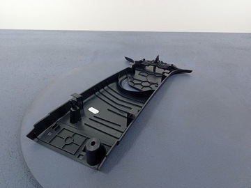 PUMA MK2 КРЫШКА СТОЙКИ B ЛЕВАЯ ВЕРХНЯЯ L1TB-A24583-A