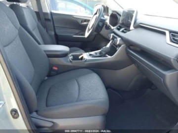 Toyota 2023 Toyota RAV4 2023r., XLE, od ubezpieczalni 2.4 Benzyna 203KM, zdjęcie 8