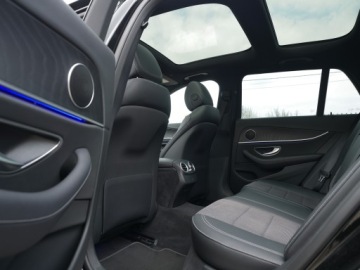 Mercedes Klasa E W214 2023 Mercedes E300e 320psi Panorama ACC hak Drive Pilot Blis Night Webasto Perła, zdjęcie 8