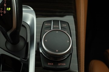 BMW Seria 5 G30-G31 Limuzyna 520d 190KM 2017 BMW 5 520d xDrive, Serwis ASO, 187 KM, 4X4, zdjęcie 15