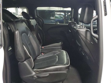 Chrysler Pacifica II 2022 Chrysler Pacifica Hybrid Limited 2022 3.6l 3.6 Hybryda 260KM, zdjęcie 11