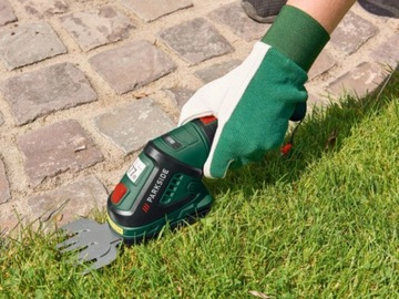 КЛИМЕР ДЛЯ ИЗГОРОЖНОЙ ИЗГОРОЖИ ИЗ ТРАВЫ НА ОСНОВЕ БАТАРЕИ