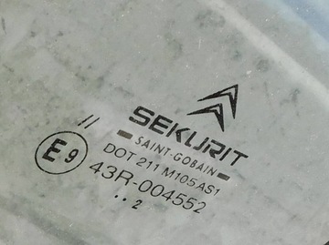 CITROEN XSARA PICASSO 2002R SKLO (OKNO) ČELNÍ PŘEDNÍ