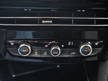 Opel Mokka II SUV 1.2 Turbo 136KM 2024 Opel Mokka SalonPL Łańcuch rozrządu Grzane fotele, zdjęcie 26