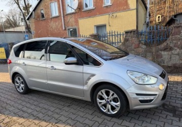 Ford S-Max I Van Facelifting 2.0 Duratorq TDCi DPF 163KM 2015 Ford S-Max Ford S-Max 2.0 TDCi DPF Titanium MPS6 2.0 Diesel 163KM, zdjęcie 3