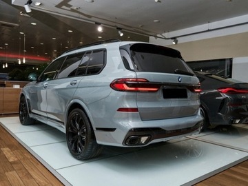 BMW X7 SUV Facelifting 3.0 40i 381KM 2025 BMW X7 xDrive40i Sport Suv 3.0 (381KM) 2025, zdjęcie 1