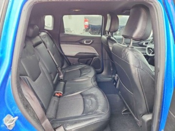 Jeep Compass II 2025 Jeep Compass Latitude 2025 2.0 Benzyna 200KM, zdjęcie 11