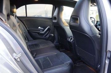 Mercedes Klasa A W177/V177 Hatchback 1.5 180d 116KM 2018 Mercedes-Benz Klasa A 1.5 Diesel 115 KM, Pakiet AMG, Navi, Kamera, Full LE, zdjęcie 31