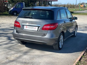 Mercedes Klasa B W246 Sports Tourer 180 CDI BlueEFFICIENCY 109KM 2013 Mercedes-Benz Klasa B Raty Automat klima Kamera Zadbany Swiezy Import Zar, zdjęcie 9