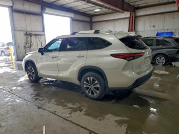 Toyota Highlander III 2021 Toyota Highlander XLE 2021 3.5 Benzyna 295KM, zdjęcie 1