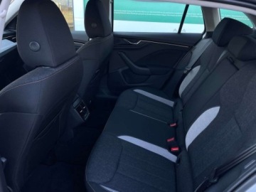 Skoda Scala Hatchback Facelifting 1.0 TSI 115KM 2025 Skoda Scala SKODA Scala 1.0 TSI 115 KM Selection jak nowa Wyprzedaz 2025, zdjęcie 11