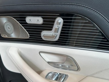 Mercedes GLS X167 SUV Facelifting 3.0 450d 367KM 2025 MERCEDES-BENZ GLS 450 d 4-MATIC AMG Line 3.0 (367KM) 2025, zdjęcie 12