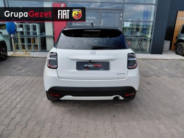 Mercedes 2026 Fiat 600 Hybrid La Prima 1.2 110, zdjęcie 7