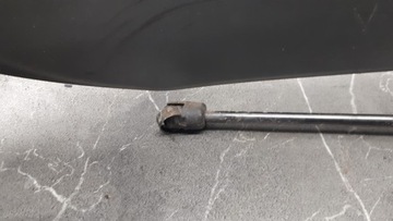6R6827550A VZPĚRA/TLAKOVAČ KRYT VW POLO V 06R